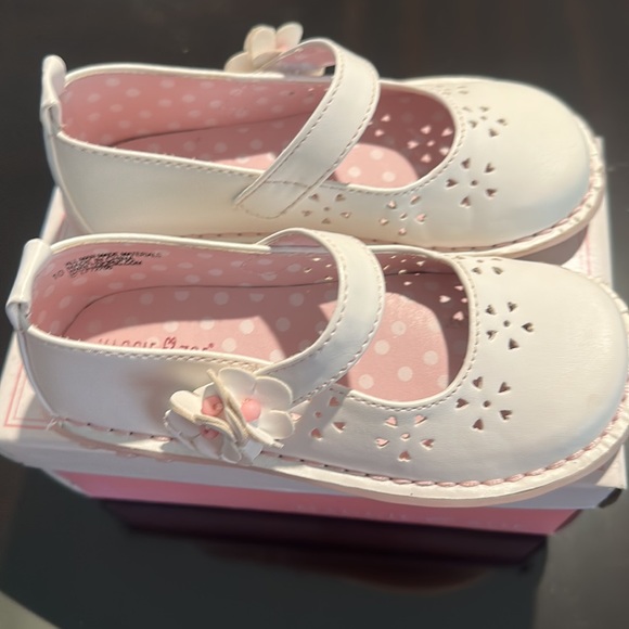 Girls shoes - Picture 3 of 8